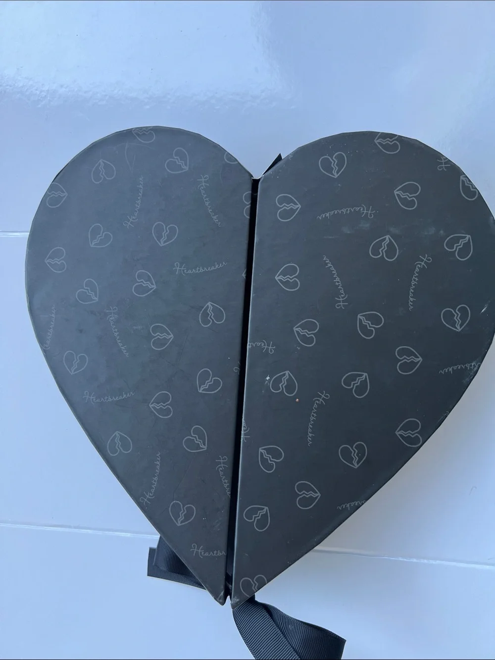 Black Heart-Shaped Storage Box - Decorative Jewelry Organizer